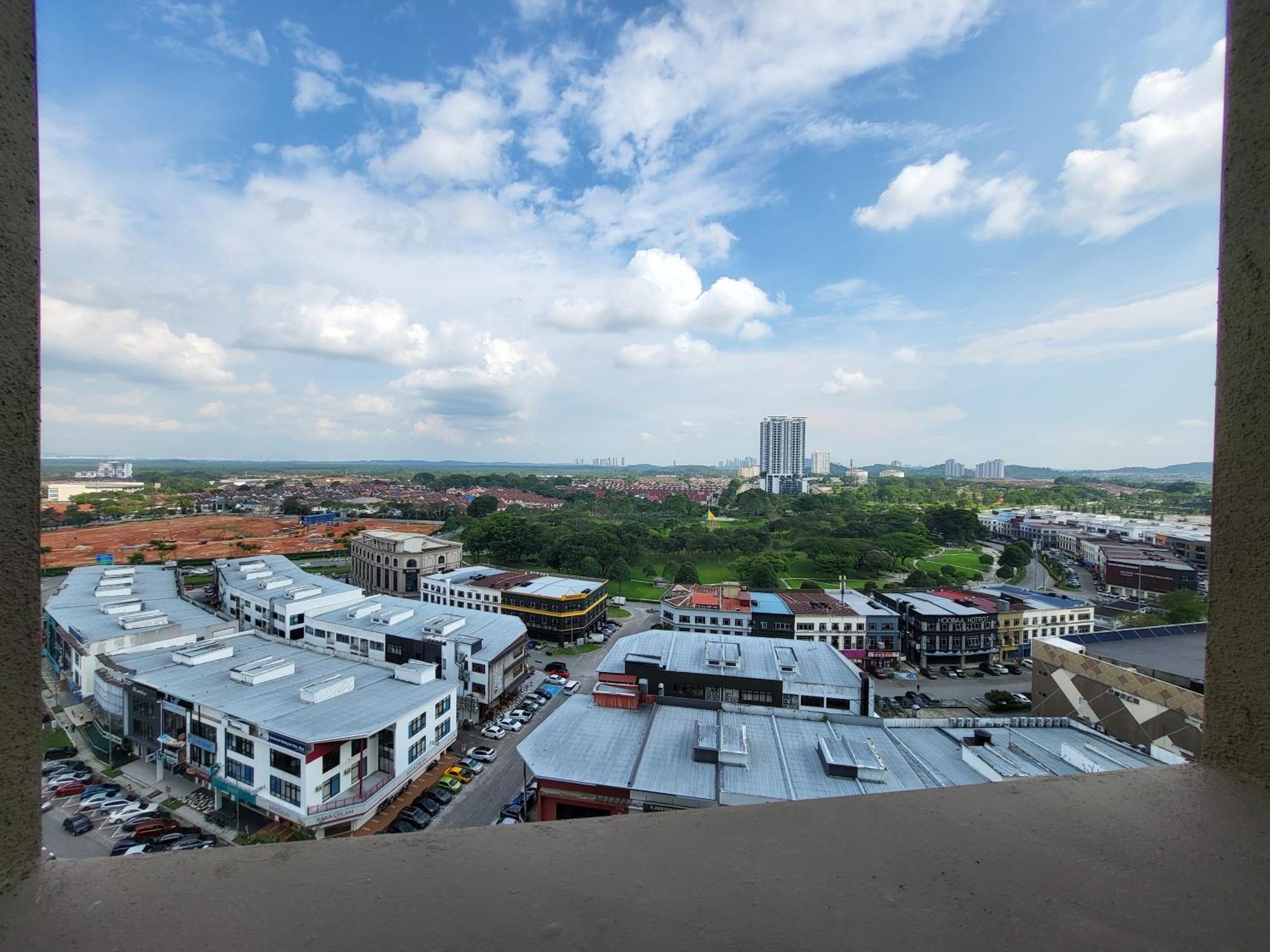 Sky Trees At Aeon Bukit Indah With Netflix And Wifi Pangsapuri *
